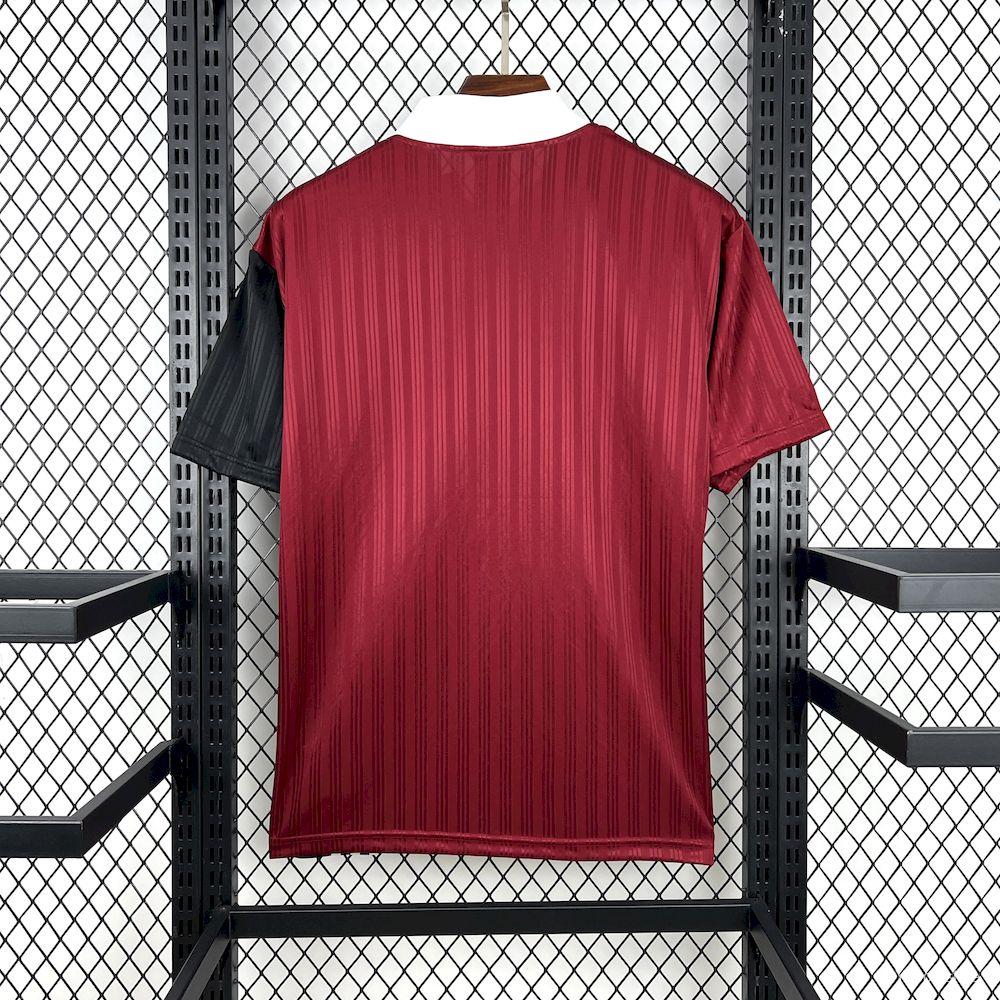 NEW CAMISETA OASIS X BOLT MAKERS ARMS SPECIAL EDITION 25/26