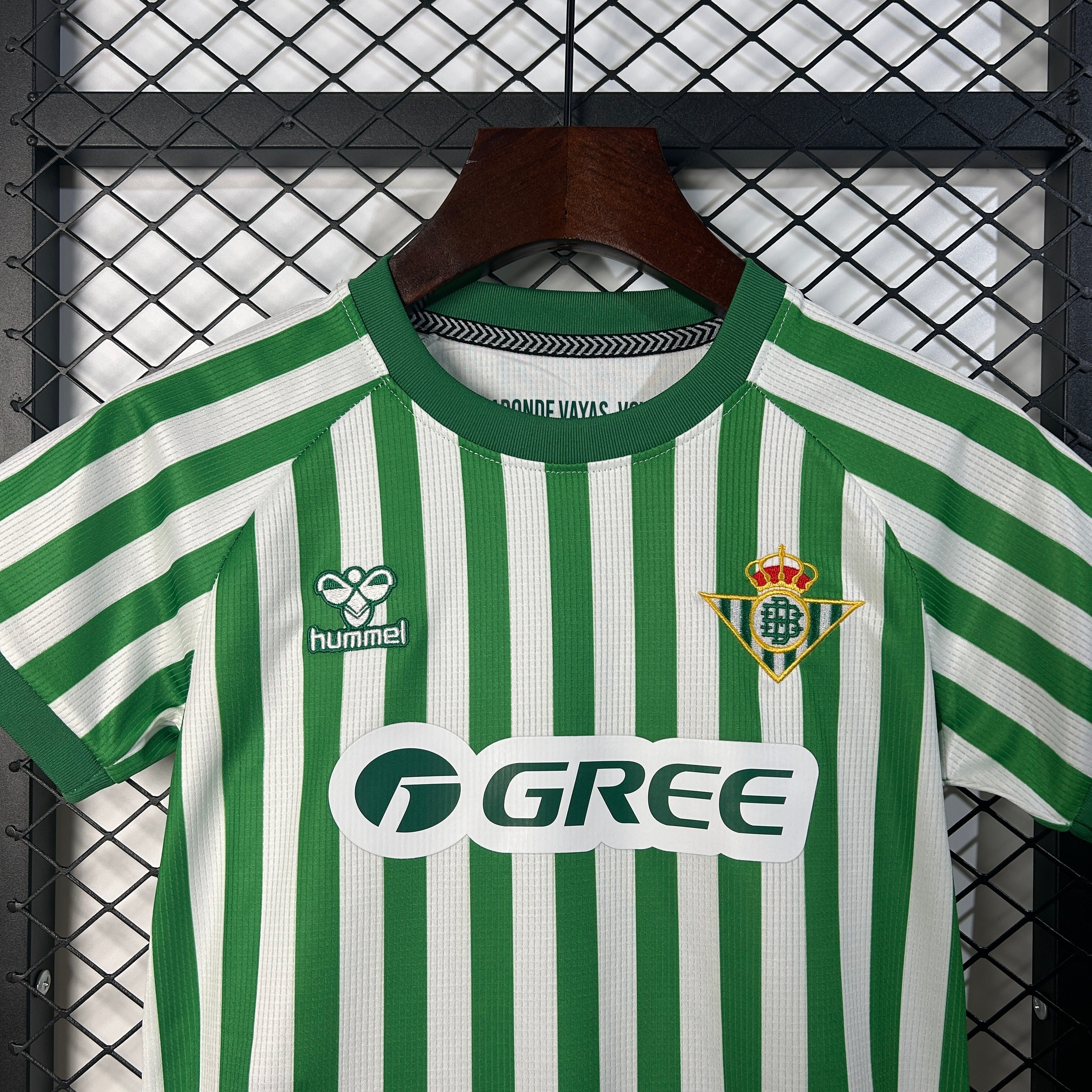 (NIÑO) CONJUNTO REAL BETIS ED FINAL CONFERENCE LEAGUE