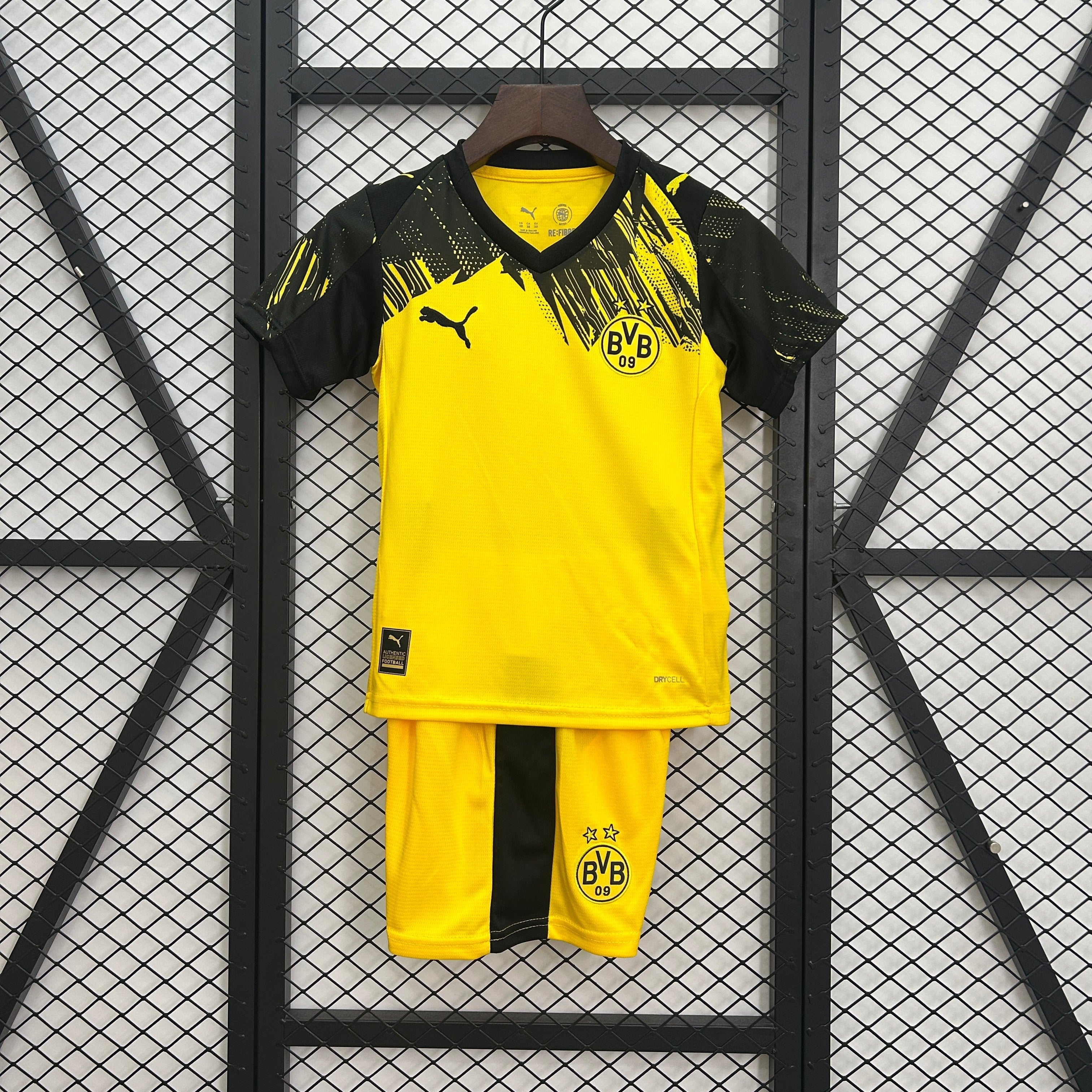 (NIÑO) CONJUNTO BORUSSIA DORTMUND 2025/26