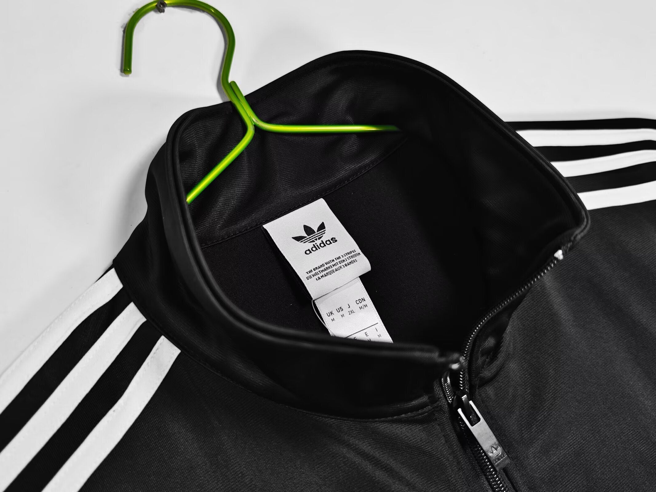 NEW CHAQUETA OASIS TOUR SPECIAL EDITION BLACK 25/26
