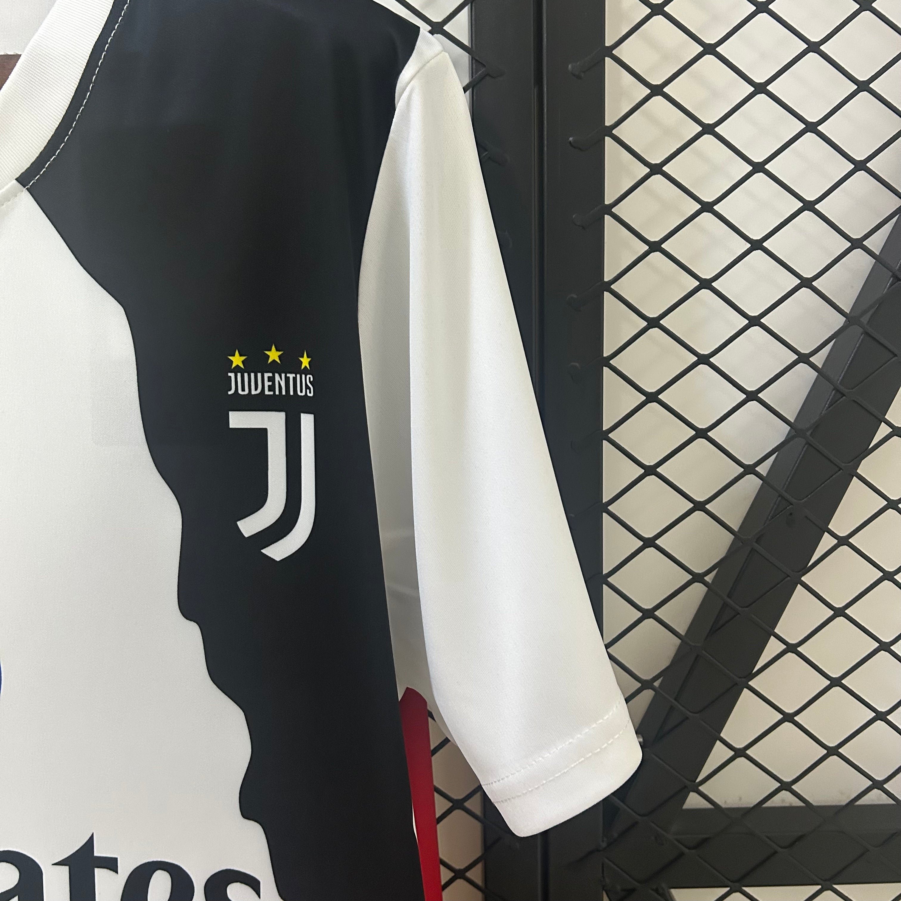 NEW CAMISETA CRISTIANO RONALDO VERSION LEYENDA