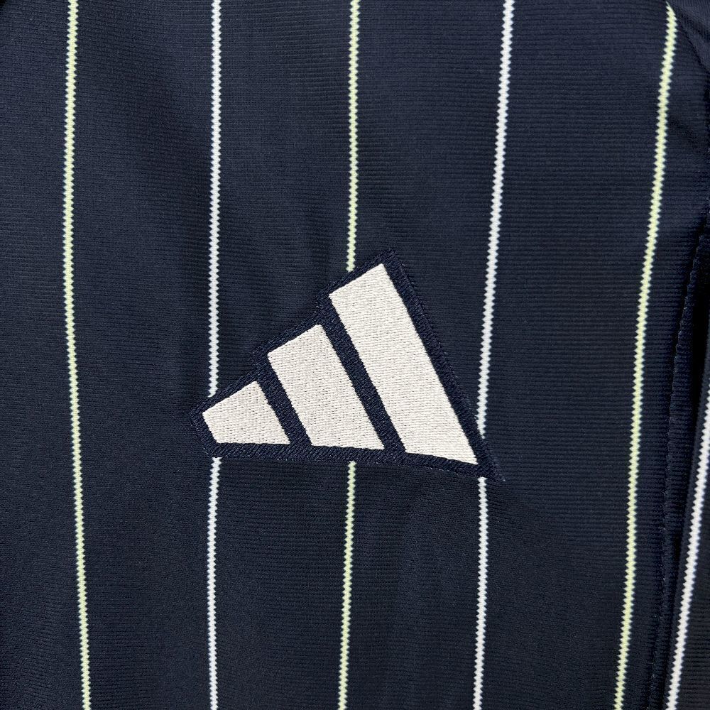 NEW CAMISETA BEISBOLERA REAL MADRID ED US BLACK 2025/26