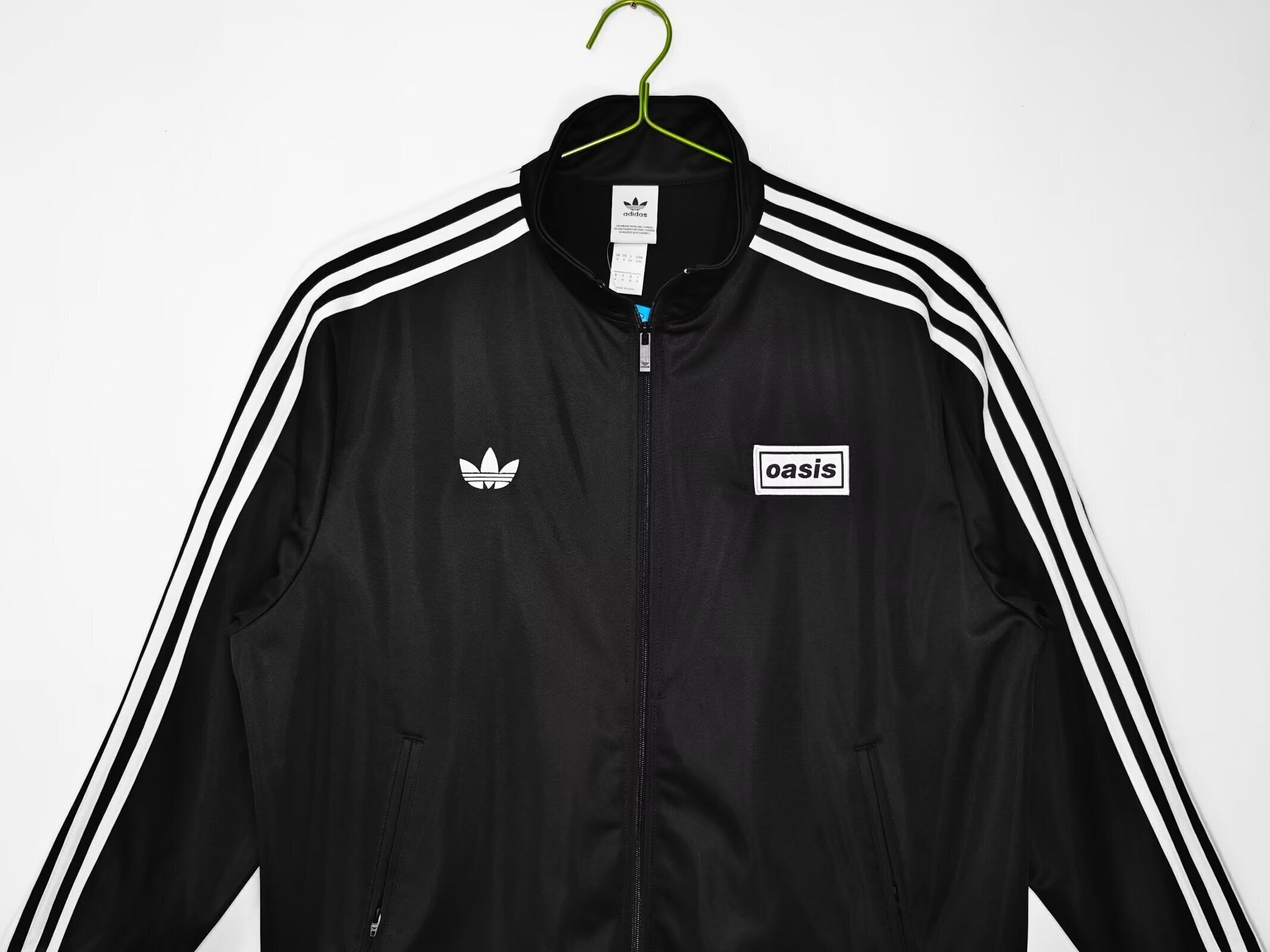 NEW CHAQUETA OASIS TOUR SPECIAL EDITION BLACK 25/26