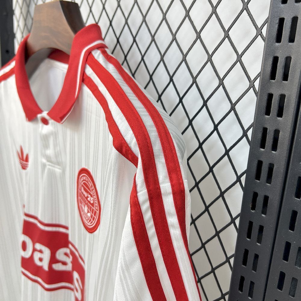 NEW CAMISETA OASIS TOUR SPECIAL EDITION RED 25/26