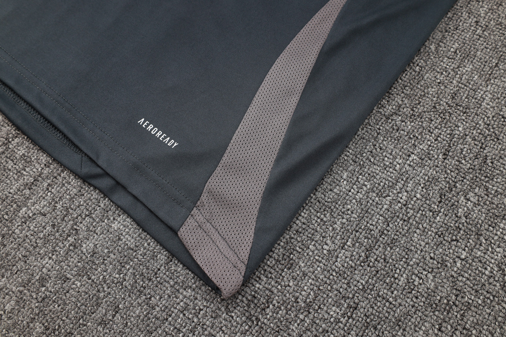 NEW REAL MADRID FC 6º TrackSuit Corto 24/25
