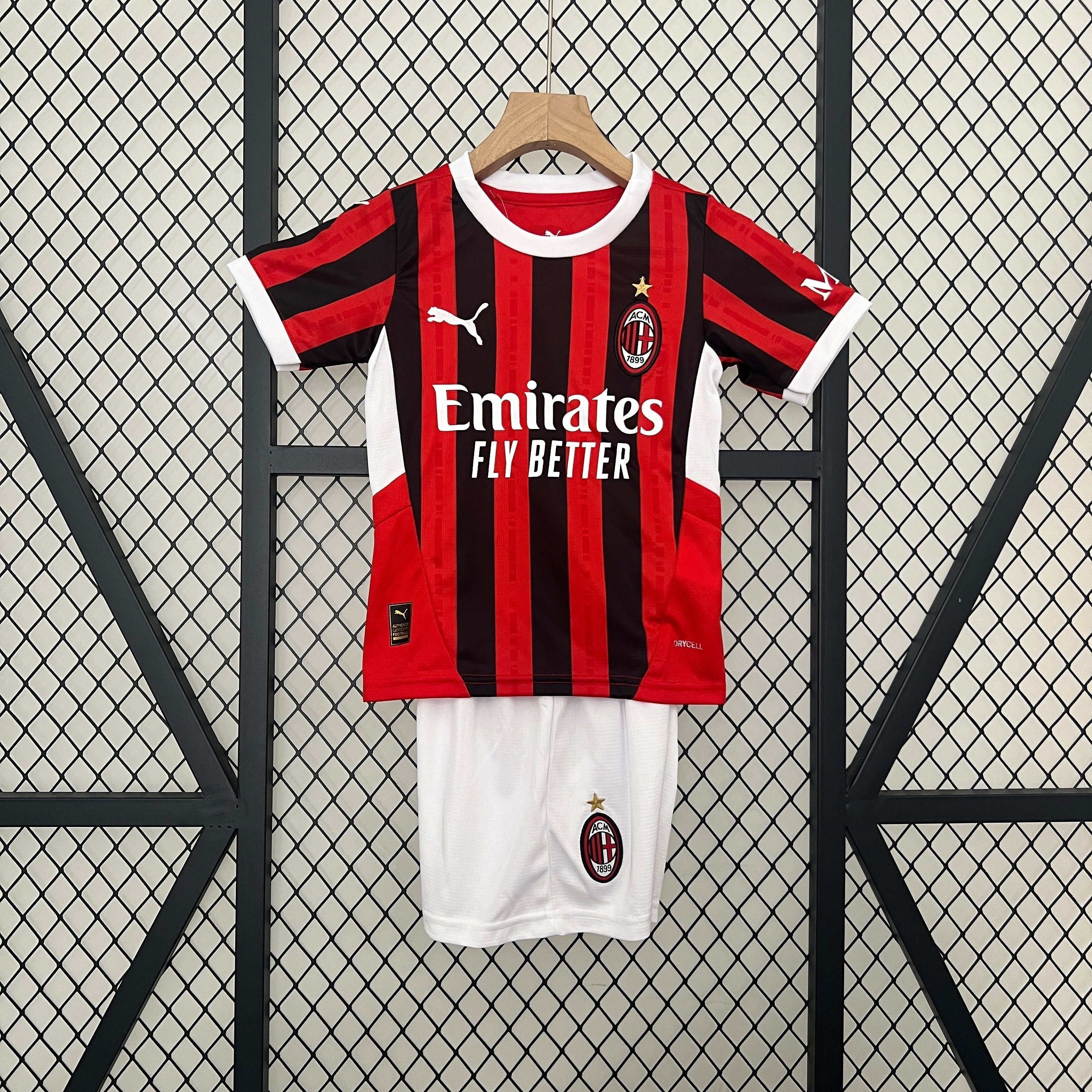 (NIÑO) CONJUNTO AC MILAN 2024/25