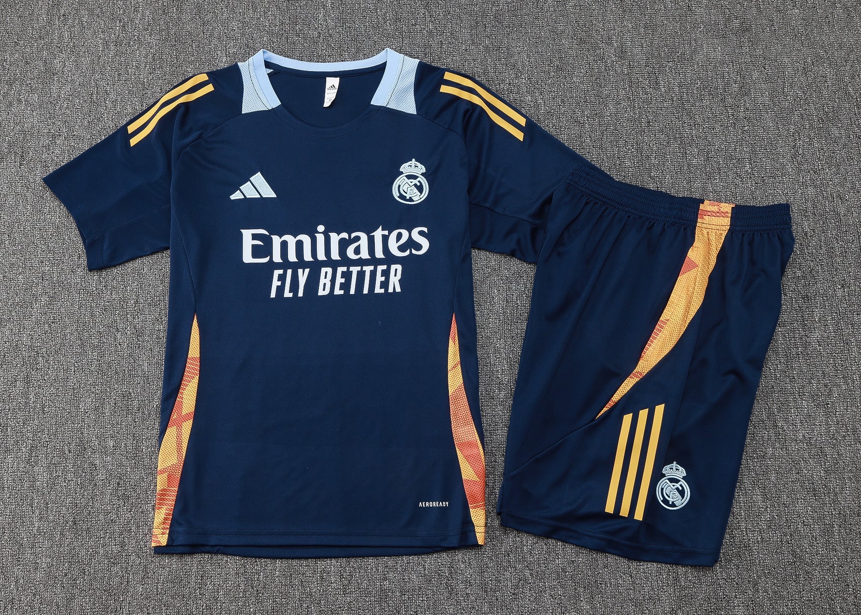 NEW REAL MADRID FC 6º TrackSuit Corto 24/25