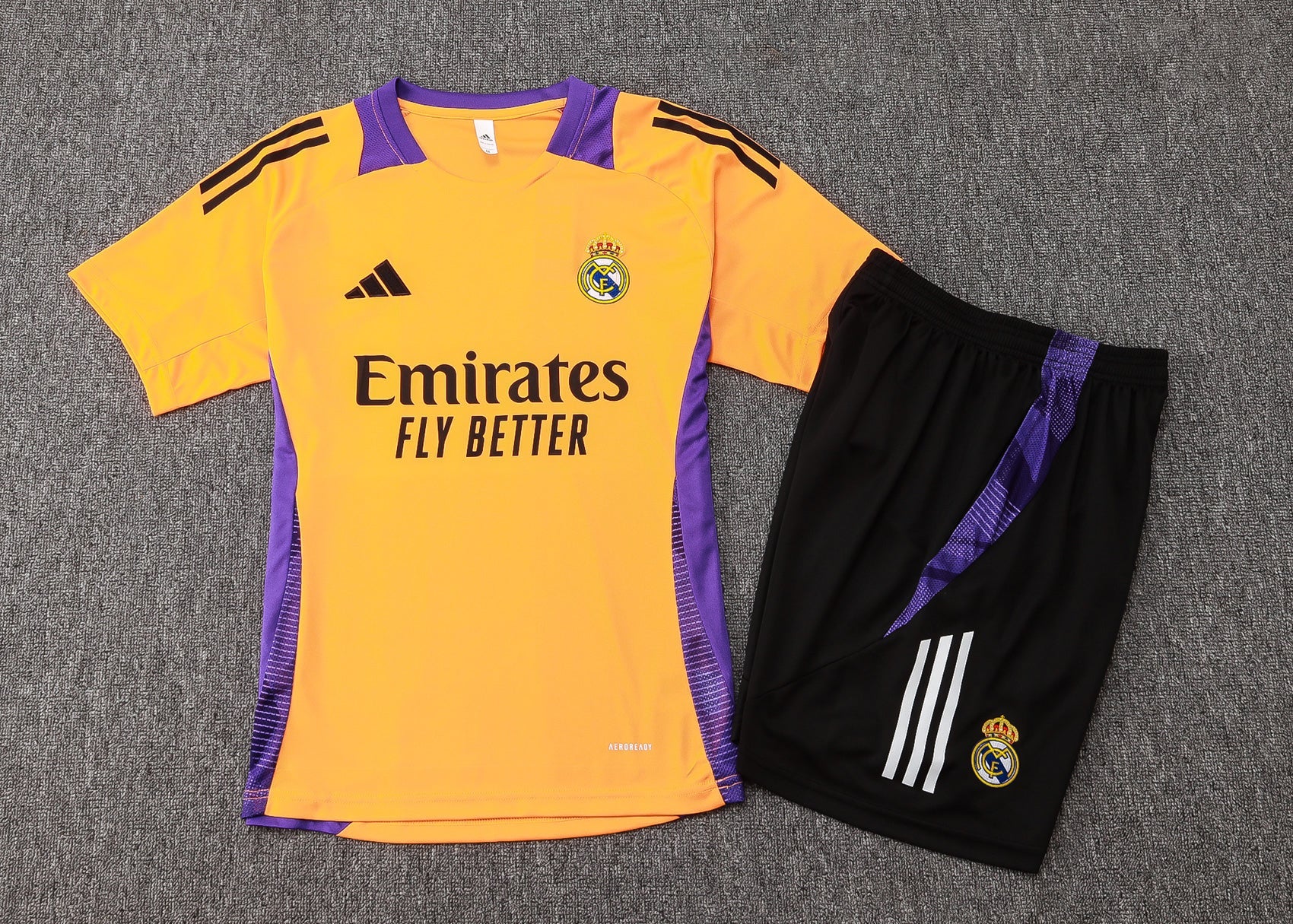 NEW REAL MADRID FC 4º TrackSuit Corto 24/25