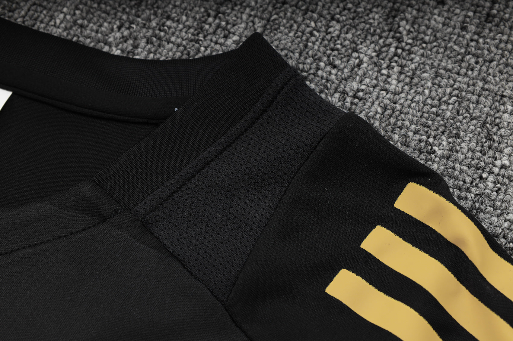 NEW REAL MADRID FC 8º TrackSuit Corto 24/25
