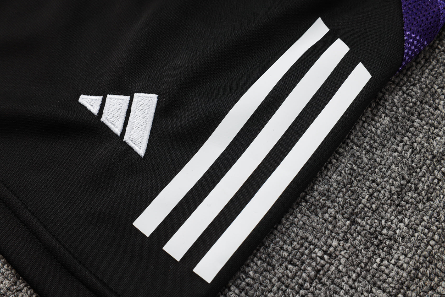 NEW REAL MADRID FC 4º TrackSuit Corto 24/25