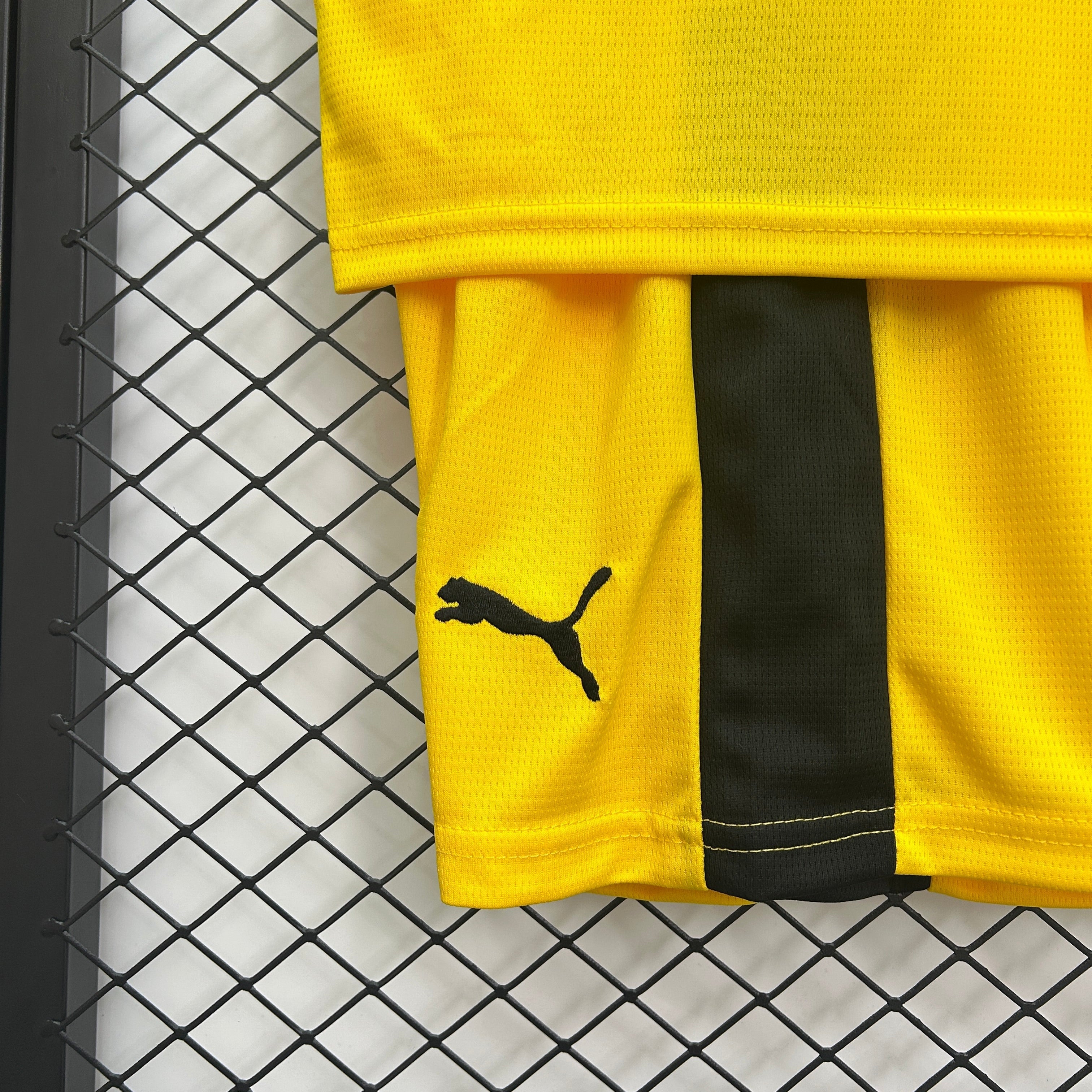 (NIÑO) CONJUNTO BORUSSIA DORTMUND 2025/26