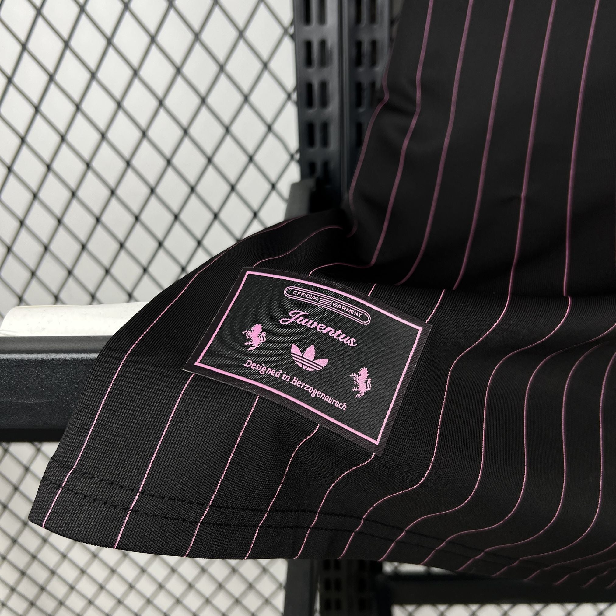 NEW CAMISETA JUVENTUS DE TURÍN SPECIAL EDITION 25/26