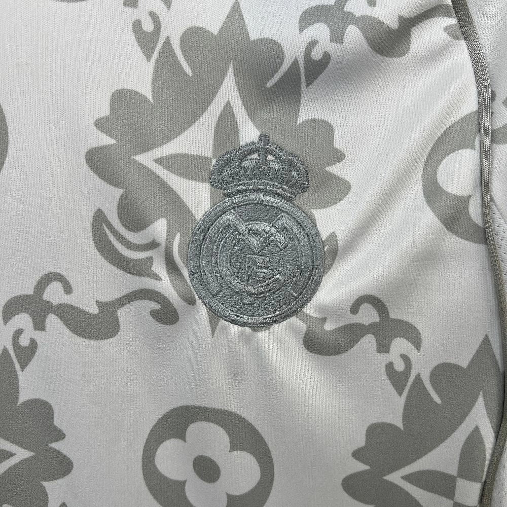 NEW CAMISETA REAL MADRID X LV SPECIAL EDITION 25/26