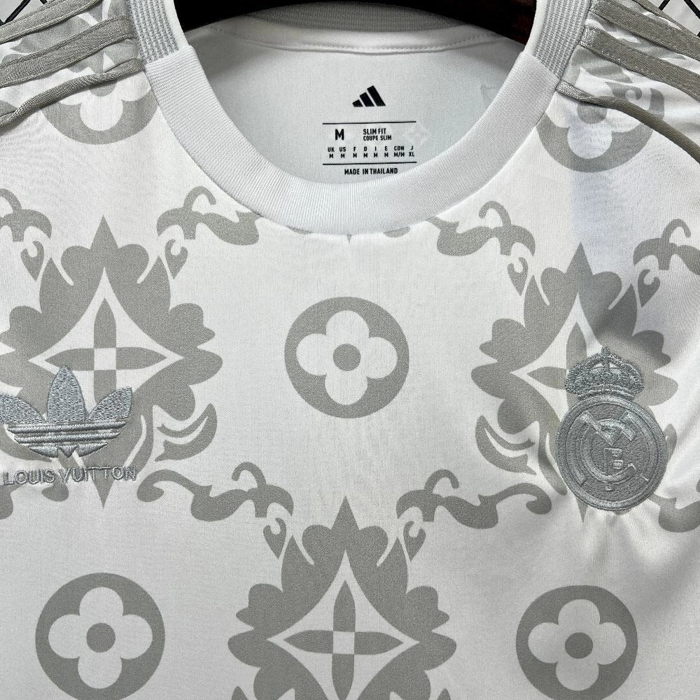 NEW CAMISETA REAL MADRID X LV SPECIAL EDITION 25/26